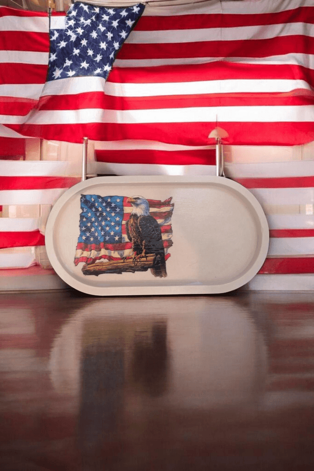 Petit plateau décoratif avec stickers drapeau USA et aigle